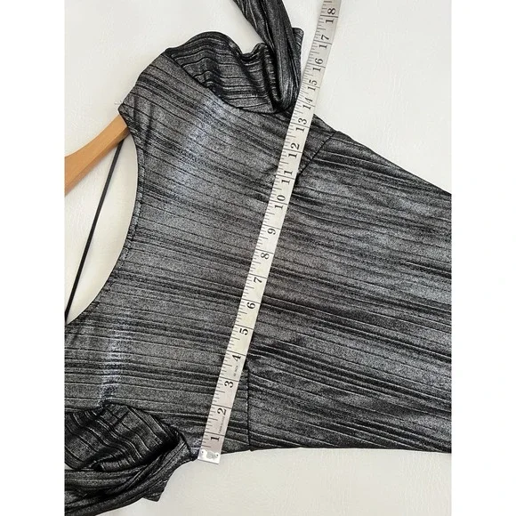 Bershka Long Sleeve Metallic Silver Bodysuit Small Night Out Modern Party - Picture 6 of 7